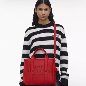 Marc Jacobs Tote Bag In True Red